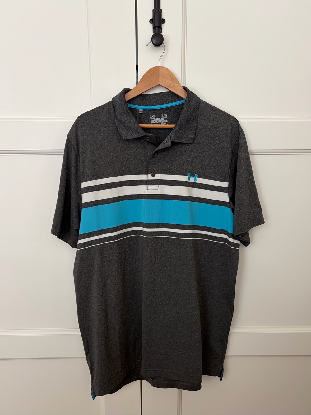 Under Armour Striped Performance Polo Shirt Men’s XL Gray Blue